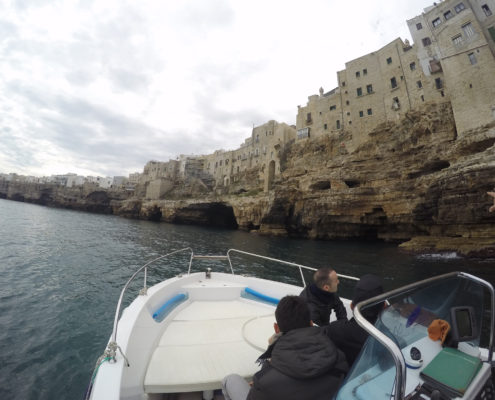 Visita guidata in barca a Polignano a Mare